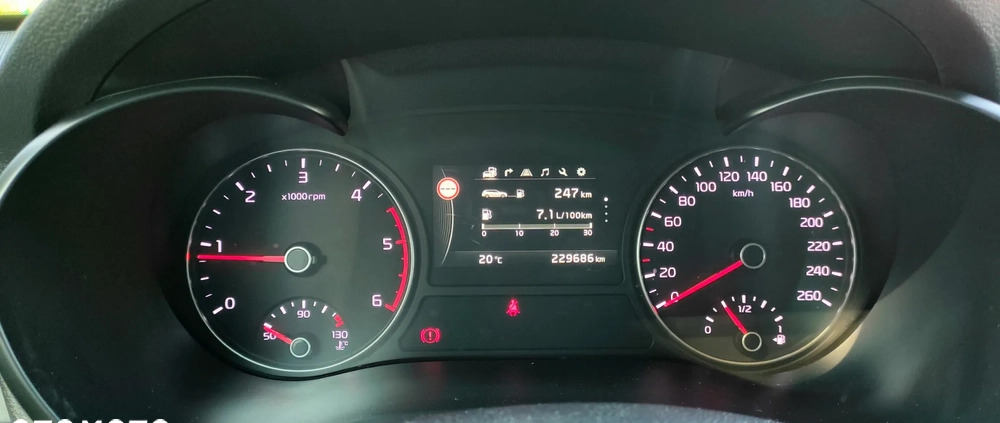 Kia Optima cena 59900 przebieg: 229000, rok produkcji 2018 z Żory małe 667